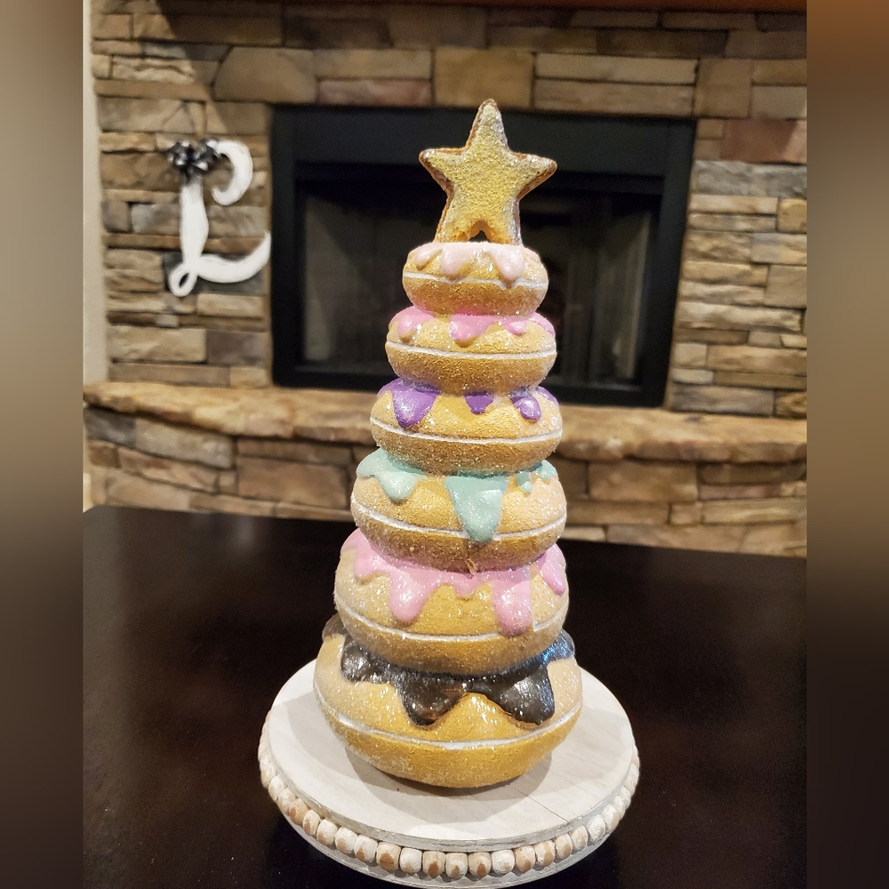 Adorable Donut Tree-NWT